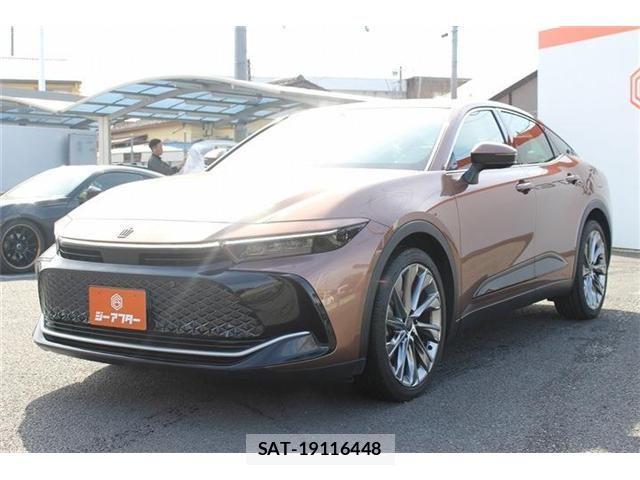 Toyota Crown Crossover 2022-10 3356334-22