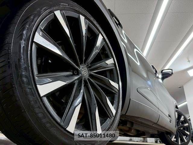 Toyota Crown Crossover 2022-12 3413903-19