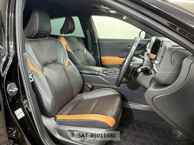 Toyota Crown Crossover 2022-12 3413903-4