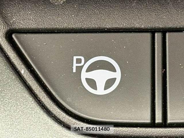 Toyota Crown Crossover 2022-12 3413903-8