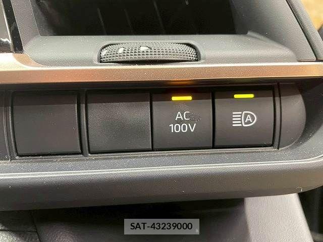 Toyota Crown Crossover 2022-10 3413908-11