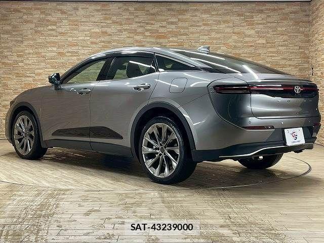 Toyota Crown Crossover 2022-10 3413908-16