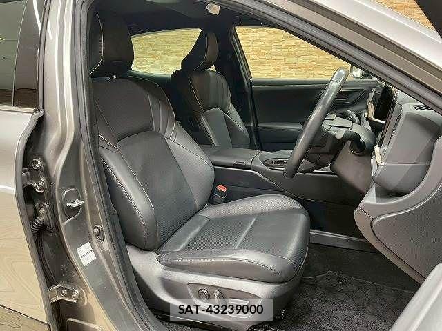Toyota Crown Crossover 2022-10 3413908-4