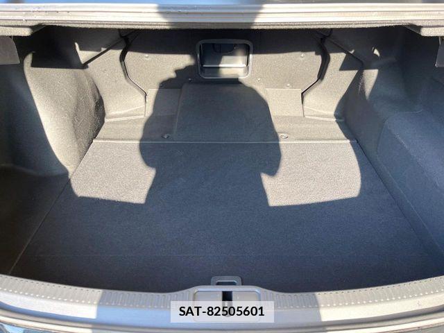 Toyota Crown Crossover 2023-10 3713723-10