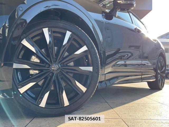 Toyota Crown Crossover 2023-10 3713723-13