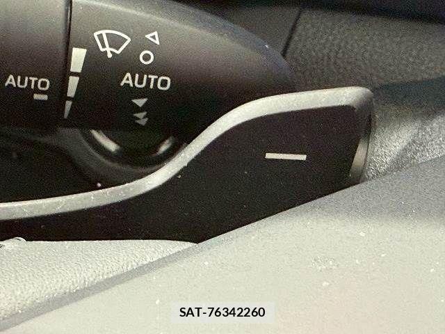 Toyota Crown Crossover 2022-12 3904510-9