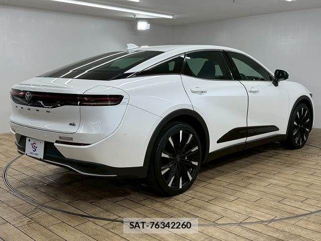 Toyota Crown Crossover 2022-12 3904510-15