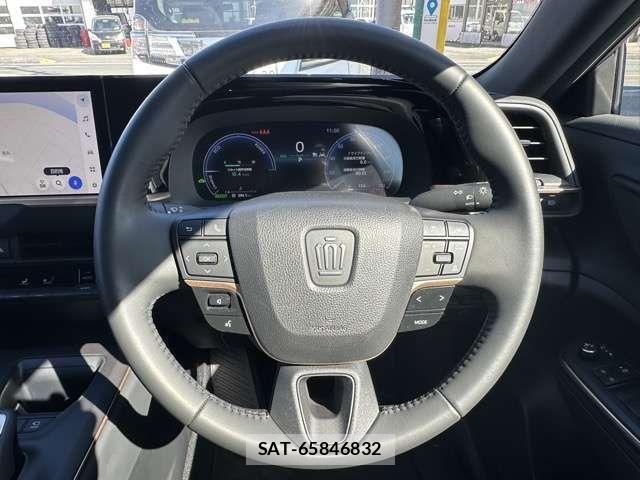 Toyota Crown Crossover 2024-04 4321977-7