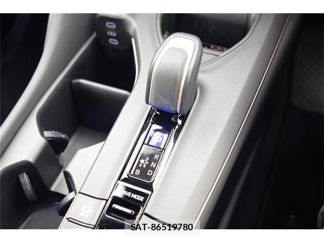 Toyota Crown Crossover 2024-05 4391959-9