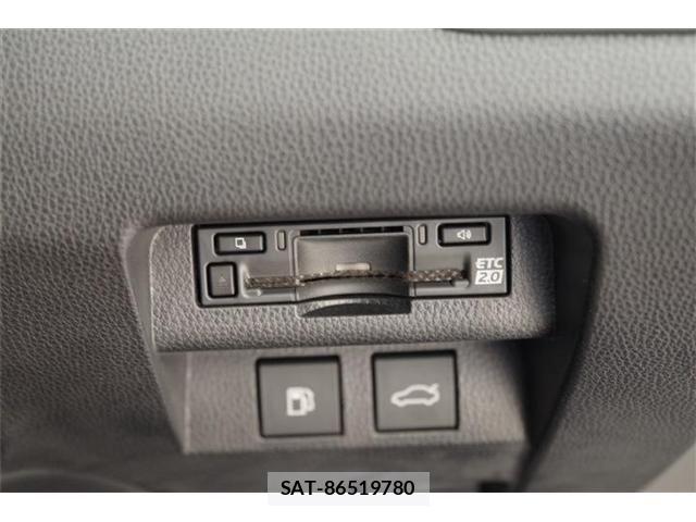 Toyota Crown Crossover 2024-05 4391959-4