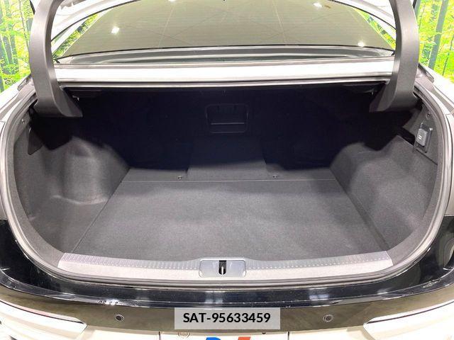 Toyota Crown Crossover 2023-06 5863380-11