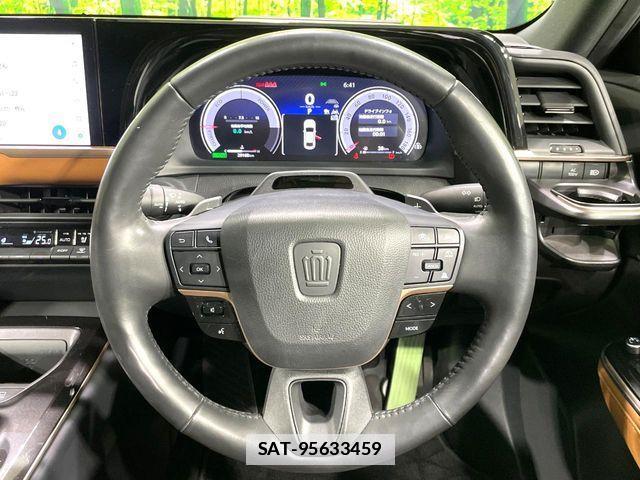 Toyota Crown Crossover 2023-06 5863380-12