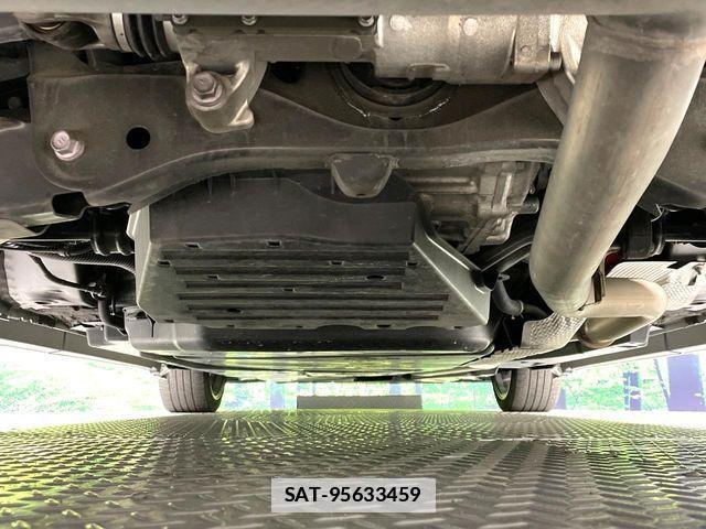 Toyota Crown Crossover 2023-06 5863380-18