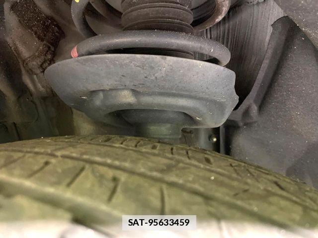 Toyota Crown Crossover 2023-06 5863380-19