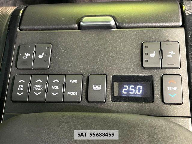 Toyota Crown Crossover 2023-06 5863380-7