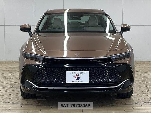 Toyota Crown Crossover 2022-12 6010575-2