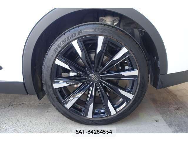 Toyota Crown Crossover 2024-04 6010510-11