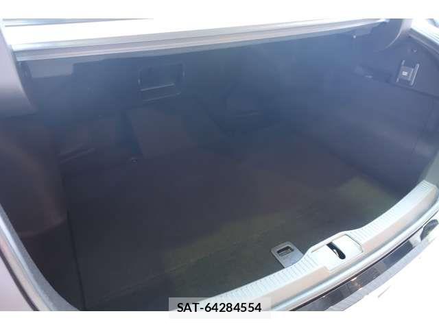 Toyota Crown Crossover 2024-04 6010510-7