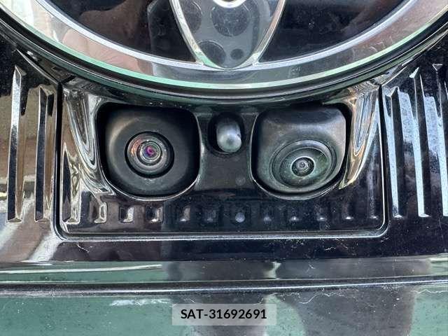Toyota Crown Crossover 2022-11 6010551-12