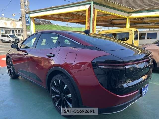 Toyota Crown Crossover 2022-11 6010551-3