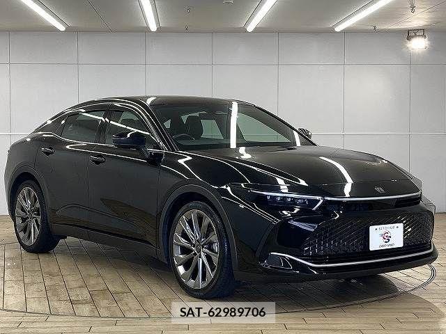 Toyota Crown Crossover 2023-04 6212886-14