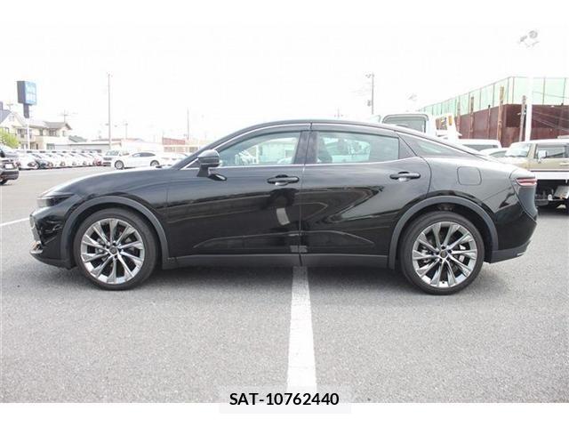 Toyota Crown Crossover 2022-12 6263600-9