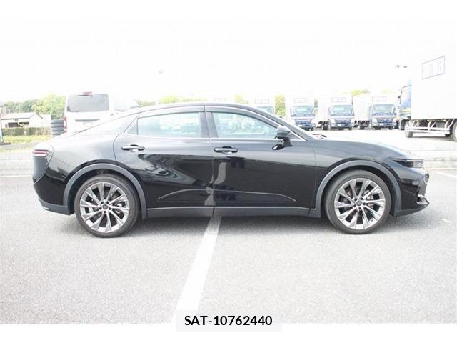 Toyota Crown Crossover 2022-12 6263600-13