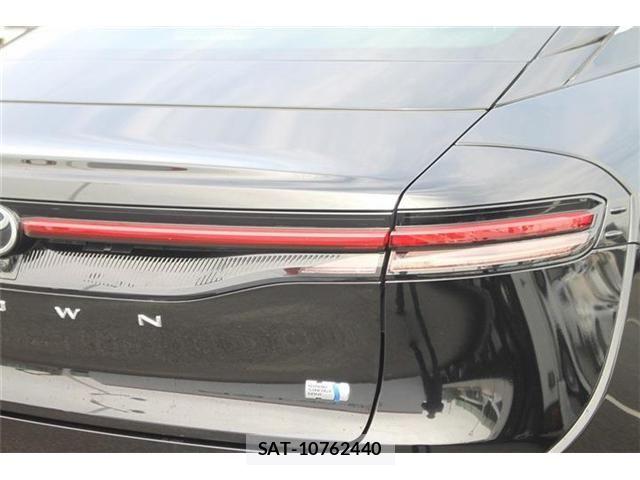 Toyota Crown Crossover 2022-12 6263600-18