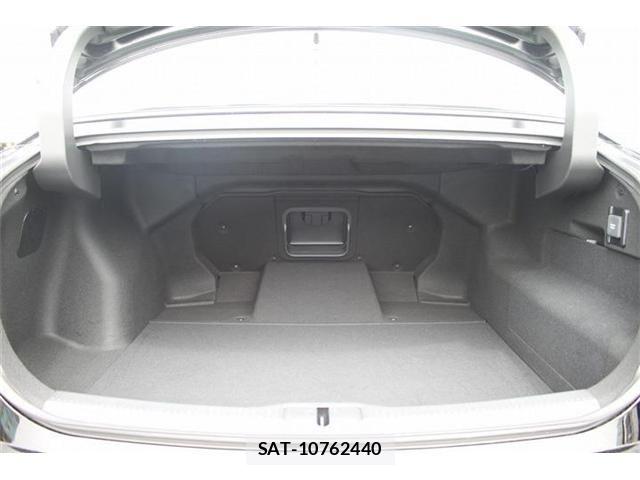 Toyota Crown Crossover 2022-12 6263600-28