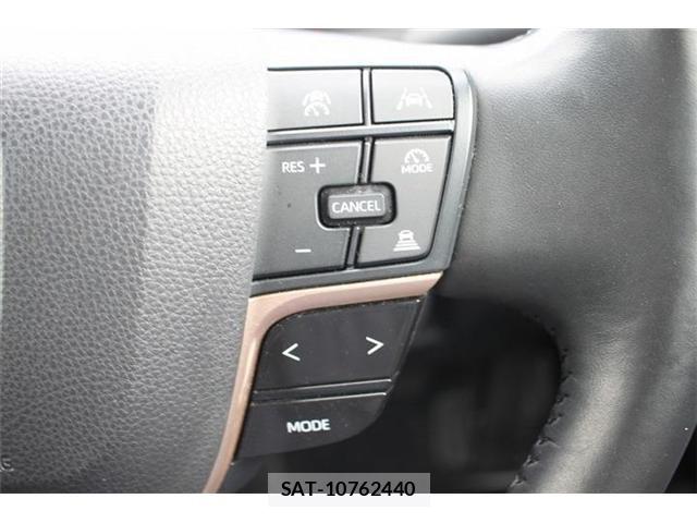 Toyota Crown Crossover 2022-12 6263600-5
