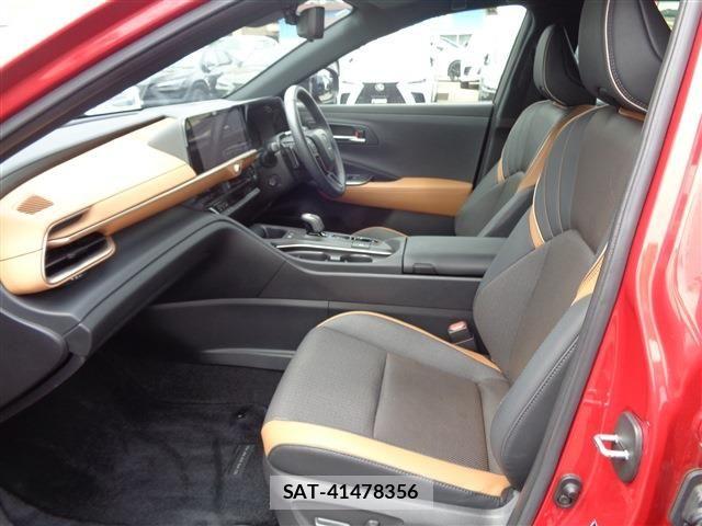Toyota Crown Crossover 2023-11 6525845-9
