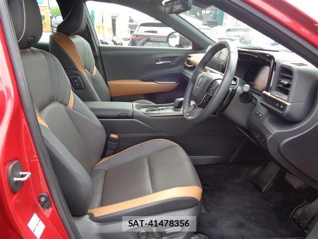 Toyota Crown Crossover 2023-11 6525845-17