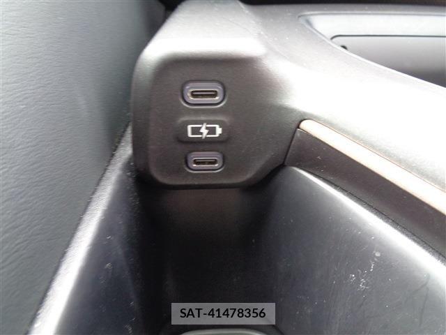 Toyota Crown Crossover 2023-11 6525845-29
