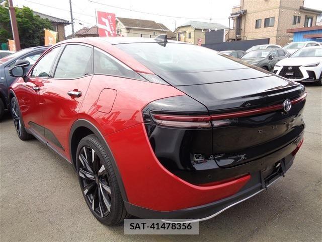 Toyota Crown Crossover 2023-11 6525845-5