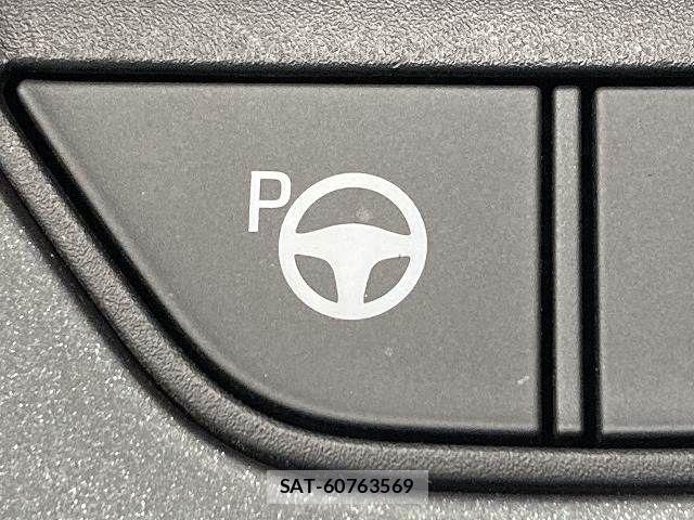 Toyota Crown Crossover 2023-01 6544540-9