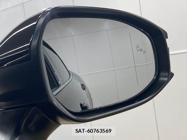 Toyota Crown Crossover 2023-01 6544540-11