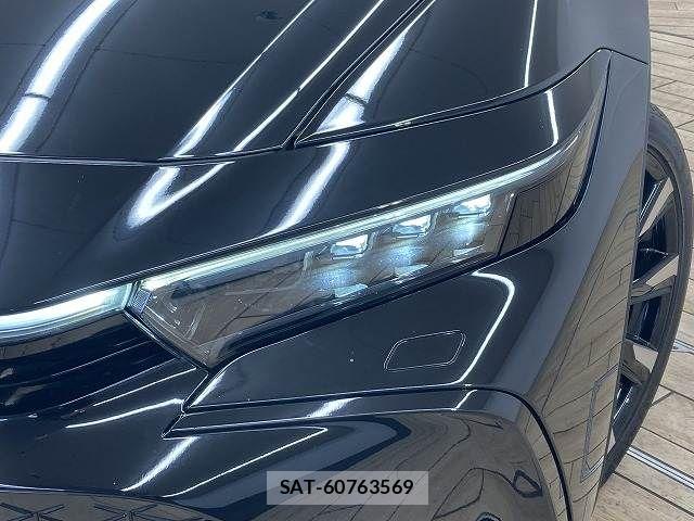 Toyota Crown Crossover 2023-01 6544540-19