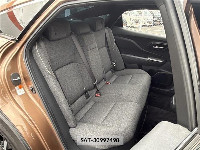 Toyota Crown Crossover 2022-12 6611190-15