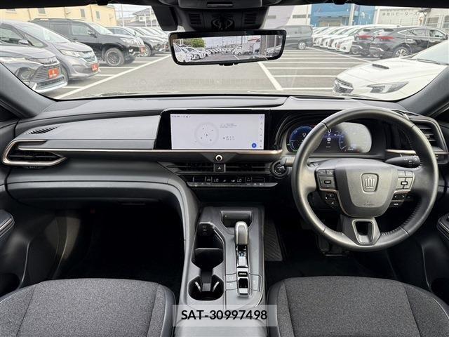 Toyota Crown Crossover 2022-12 6611190-16
