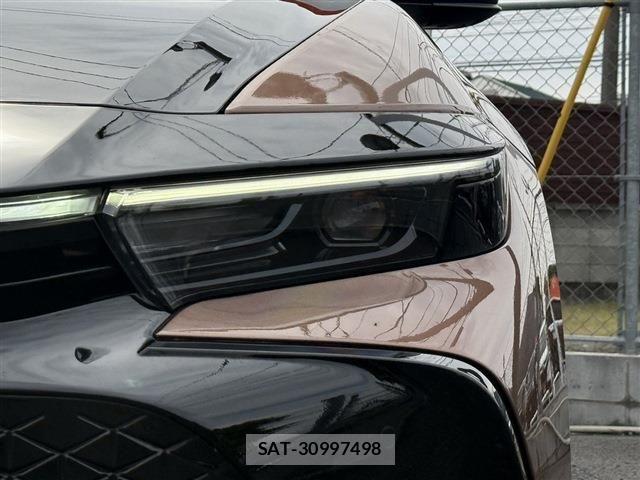 Toyota Crown Crossover 2022-12 6611190-25