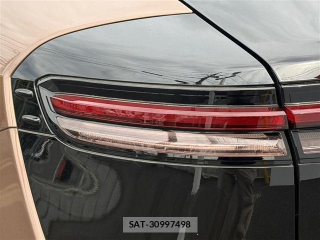 Toyota Crown Crossover 2022-12 6611190-27