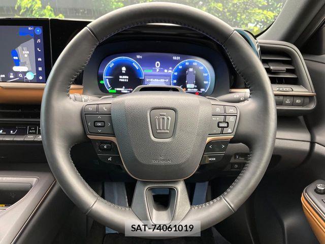 Toyota Crown Crossover 2023-03 6641384-12