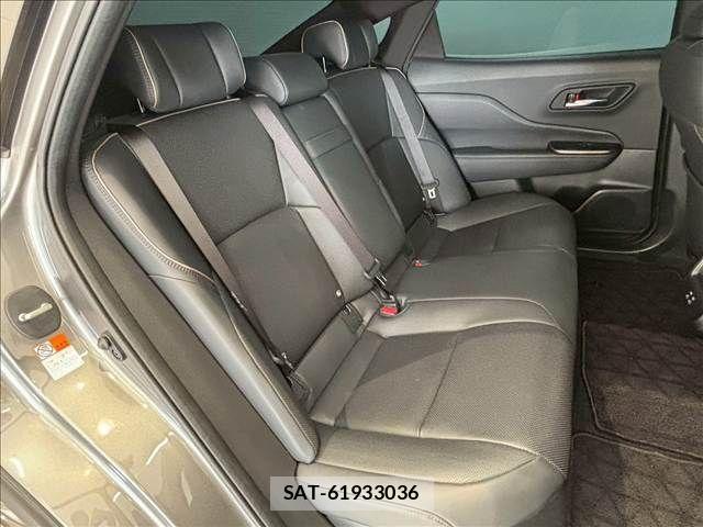 Toyota Crown Crossover 2022-09 6670951-9