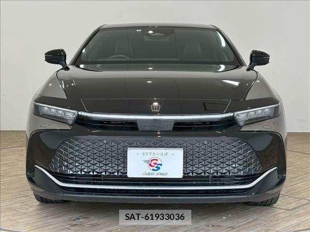 Toyota Crown Crossover 2022-09 6670951-11