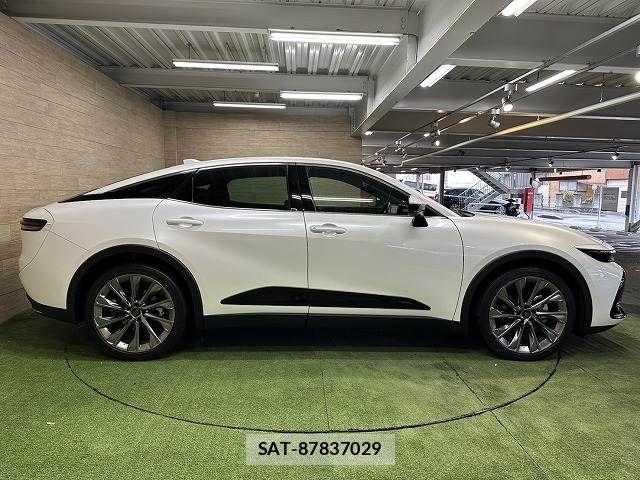 Toyota Crown Crossover 2024-04 6670948-17