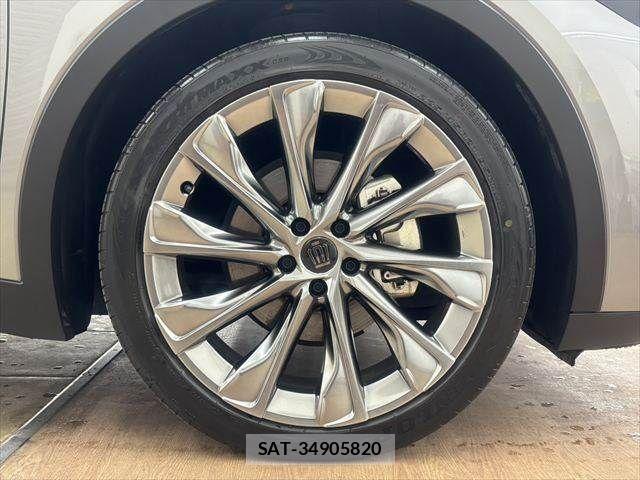 Toyota Crown Crossover 2023-02 6675466-10