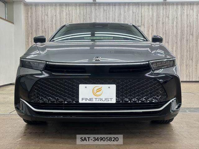 Toyota Crown Crossover 2023-02 6675466-11