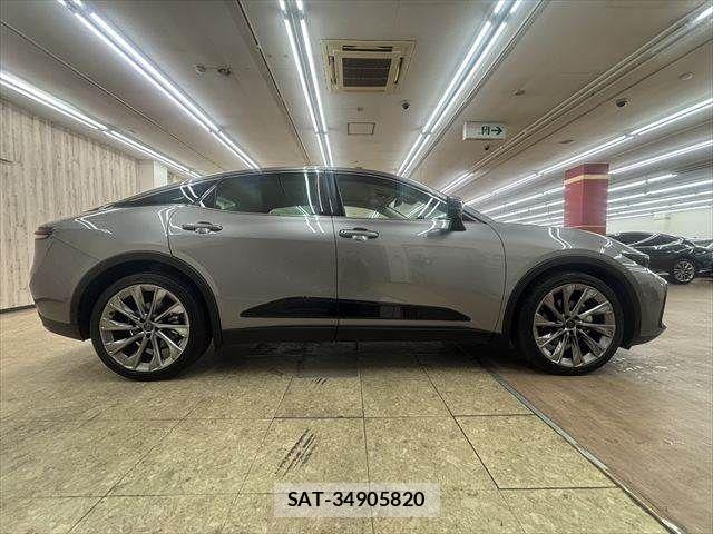 Toyota Crown Crossover 2023-02 6675466-13