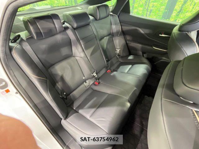 Toyota Crown Crossover 2023-03 6675467-9