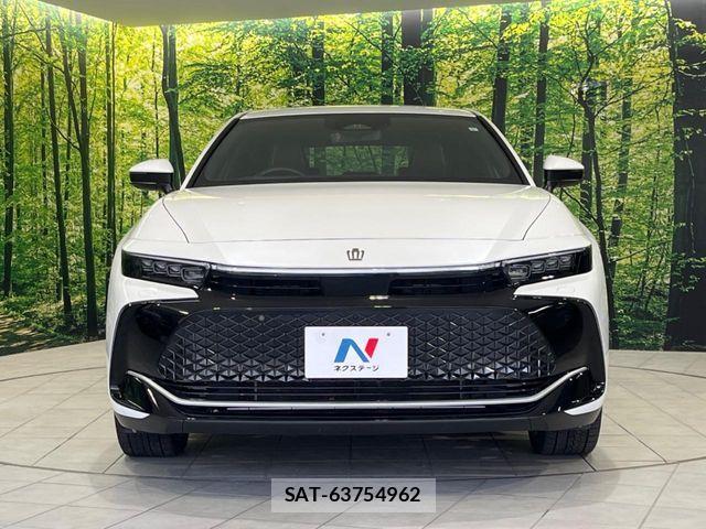 Toyota Crown Crossover 2023-03 6675467-14